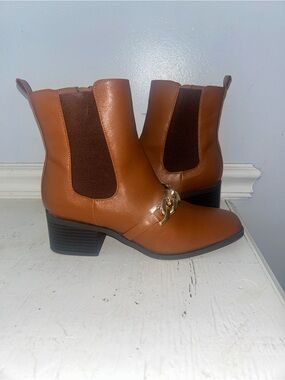 BAMBOO Cognac Chelsea Ankle Boots with Gold Chain